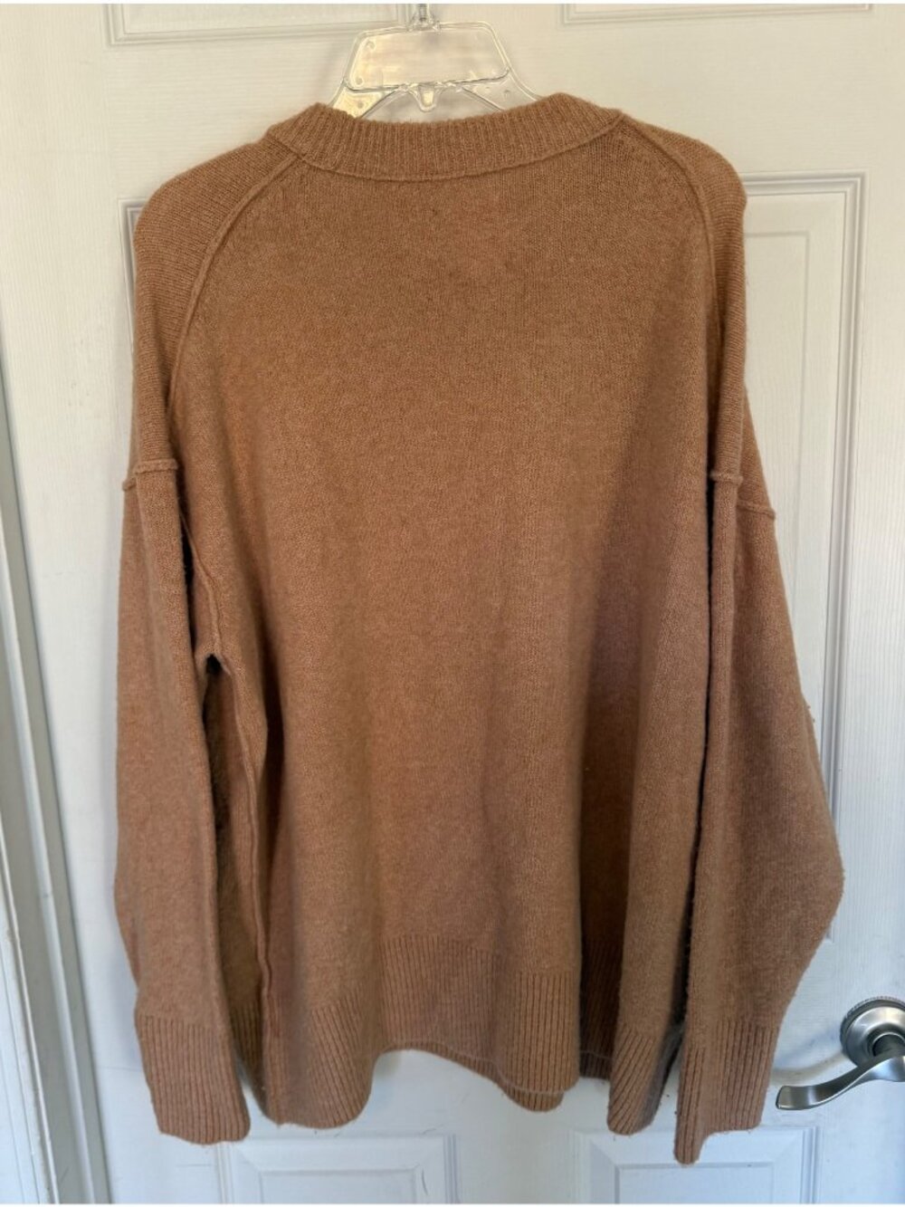 Aerie Tan Slouchy Crewneck Long Sleeve Sweater Size Medium - Picture 4 of 8